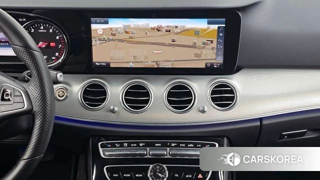 Mercedes-Benz E-Class W213 2018 Белый из Кореи, фото 5