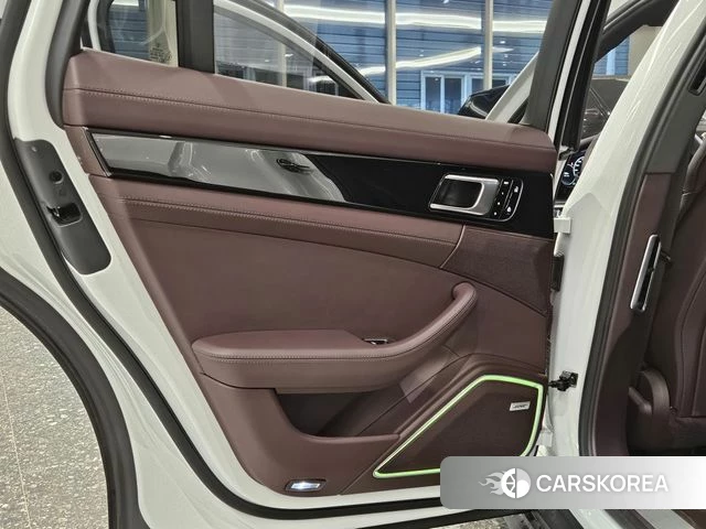 Porsche Panamera (971) 2019 Белый из Кореи, фото 5
