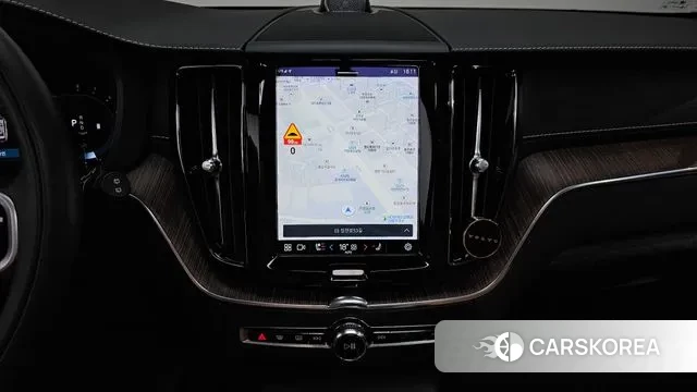 Volvo XC60 second Generation 2022 Белый из Кореи, фото 5