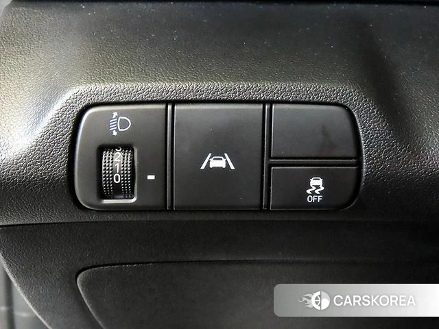 Hyundai The New Avante (CN7) 2023 Белый из Кореи, фото 5