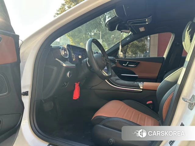 Mercedes-Benz C-class 2024 Белый из Китая, фото 5