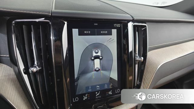 Volvo XC60 second Generation 2018 Белый из Кореи, фото 5