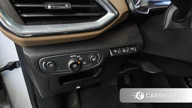 Chevrolet (GM Daewoo) Trailblazer 2021 Белый из Кореи, фото 5