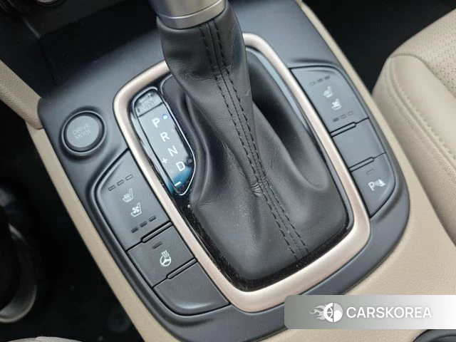 Hyundai Kona 2018 Черный из Кореи, фото 5