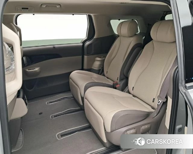 Kia The New Carnival 4th Generation 2024 Серебристо-серый из Кореи, фото 5