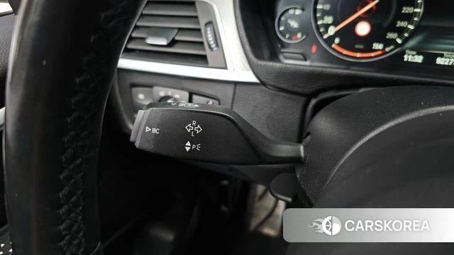 BMW 3 Series (F30) 2018 Белый из Кореи, фото 5