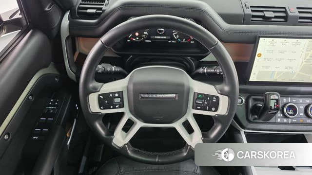 Land Rover Defender (L663) 2025 Зеленый из Кореи, фото 5