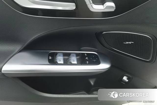 Mercedes-Benz C-class 2023 Белый из Китая, фото 5