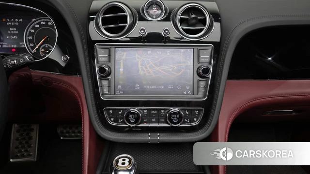 Bentley Bentayga 2019 Черный из Кореи, фото 5