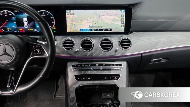 Mercedes-Benz E-Class W213 2023 Белый из Кореи, фото 5