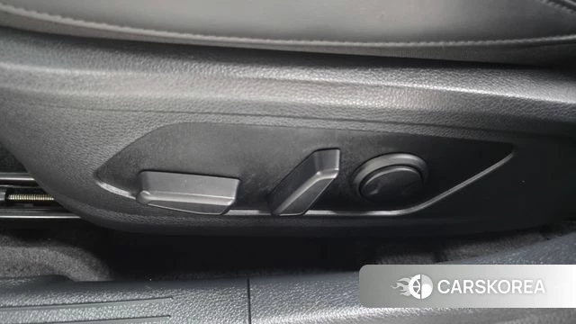 Kia The New K5 3rd generation 2024 Белый из Кореи, фото 5