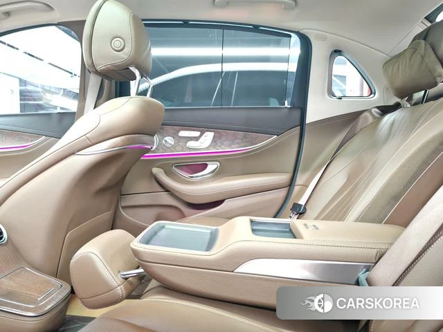 Mercedes-Benz E-Class 2021 Черный из Китая, фото 5