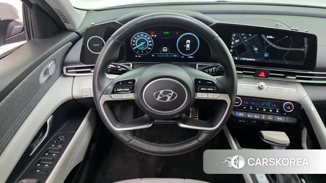 Hyundai Avante (CN7) 2022 Серебристо-серый из Кореи, фото 5
