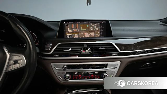 BMW 7 Series (G11) 2019 Черный из Кореи, фото 5
