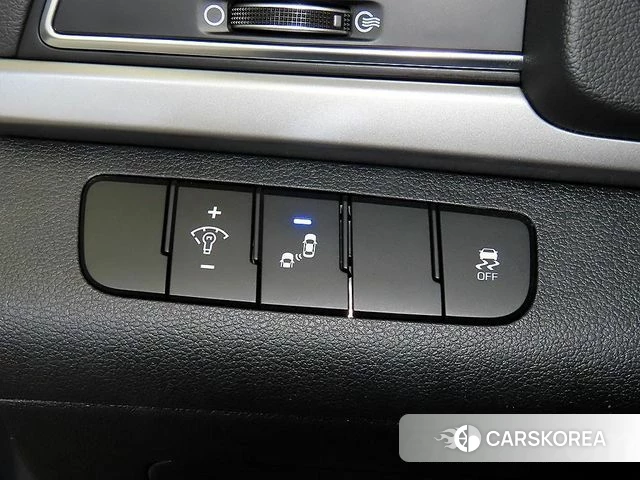 Hyundai Avante AD 2018 Серый из Кореи, фото 5