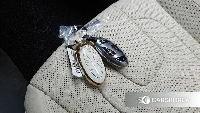 Hyundai The New Avante (CN7) 2023 Белый из Кореи, фото 5