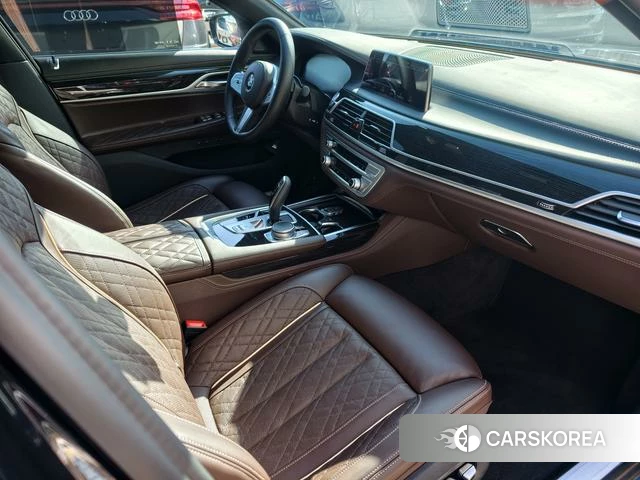 BMW 7 series 2020 Черный из Китая, фото 5