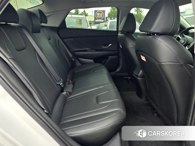 Hyundai Avante (CN7) 2022 Белый из Кореи, фото 5