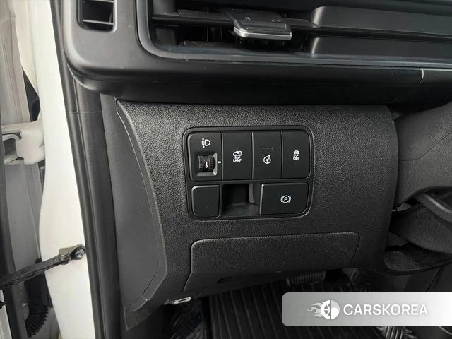 Hyundai ST1 2024 Белый из Кореи, фото 5