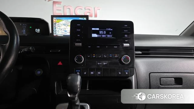 Hyundai Staria 2023 Серый из Кореи, фото 5