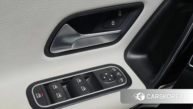 Mercedes-Benz A-Class W177 2020 Белый из Кореи, фото 5