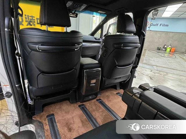 Toyota Alphard 2020 Белый из Китая, фото 5