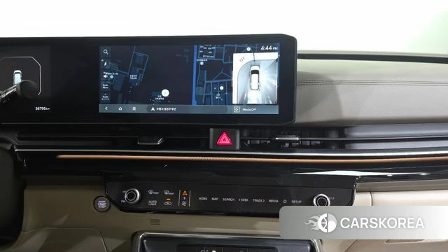 Kia The New Carnival 4th Generation 2025 Белый из Кореи, фото 5