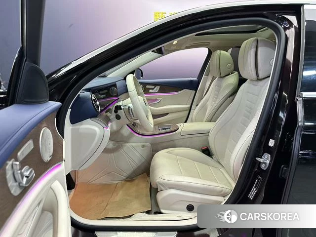 Mercedes-Benz E-Class 2022 Черный из Китая, фото 5
