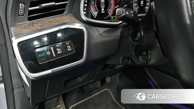 Audi A7 (4K) 2020 Серебристо-серый из Кореи, фото 5
