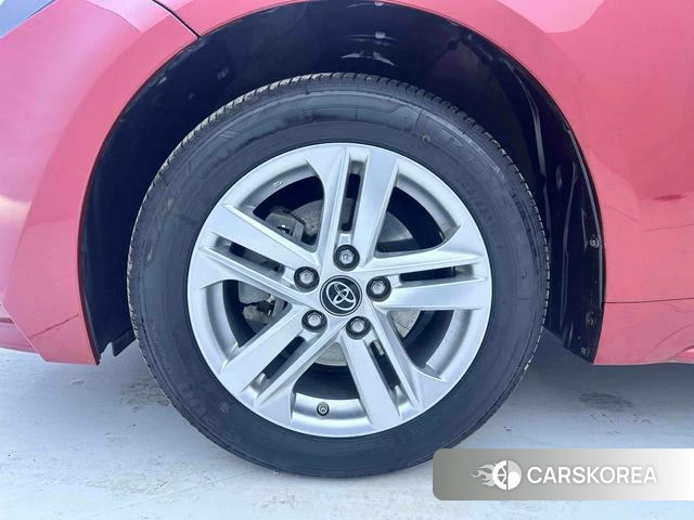 Toyota Levin 2022 Красный из Китая, фото 5
