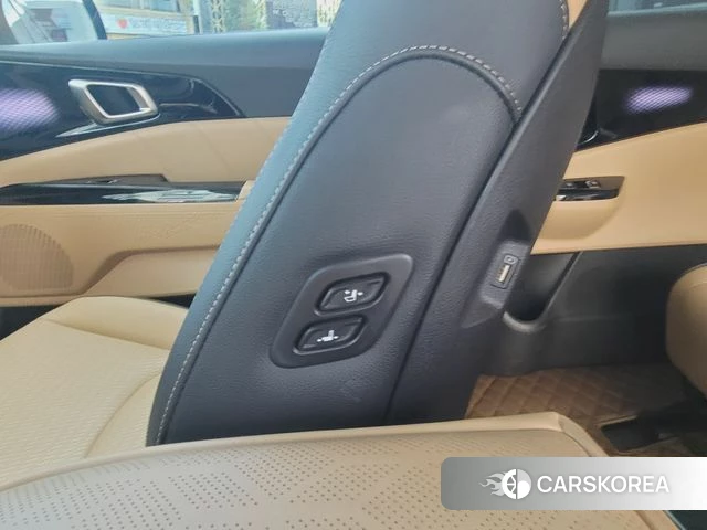 Kia Carnival 4th generation 2023 Черный из Кореи, фото 5