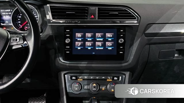 Volkswagen Tiguan second Generation 2020 Белый из Кореи, фото 5