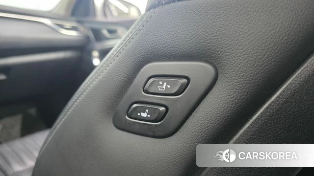 Genesis G70 2018 Серебряный из Кореи, фото 5