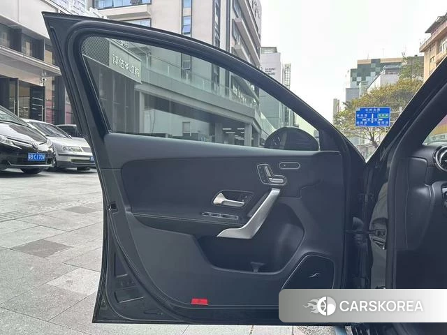 Mercedes-Benz AMG A-Class 2025 Черный из Китая, фото 5