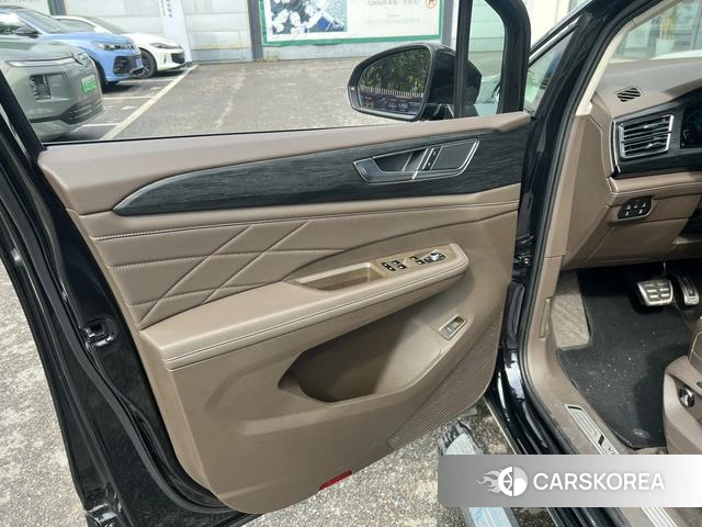 Volkswagen Viloran 2025 Черный из Китая, фото 5
