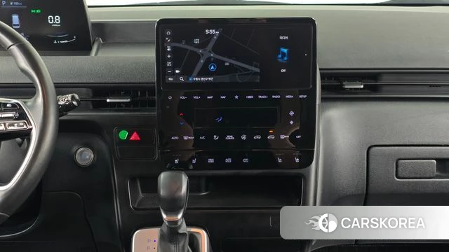 Hyundai Staria 2022 Белый из Кореи, фото 5