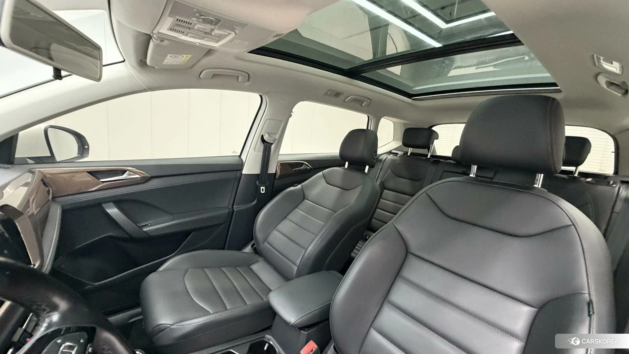 Volkswagen Tharu 2020 Белый из Китая, фото 5
