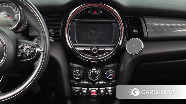 Mini Cooper D 2019 Черный из Кореи, фото 5