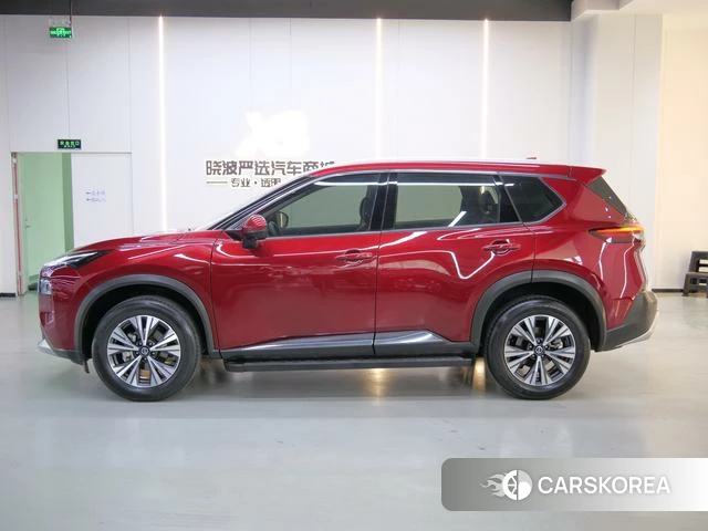Nissan X-Trail 2022 Красный из Китая, фото 5