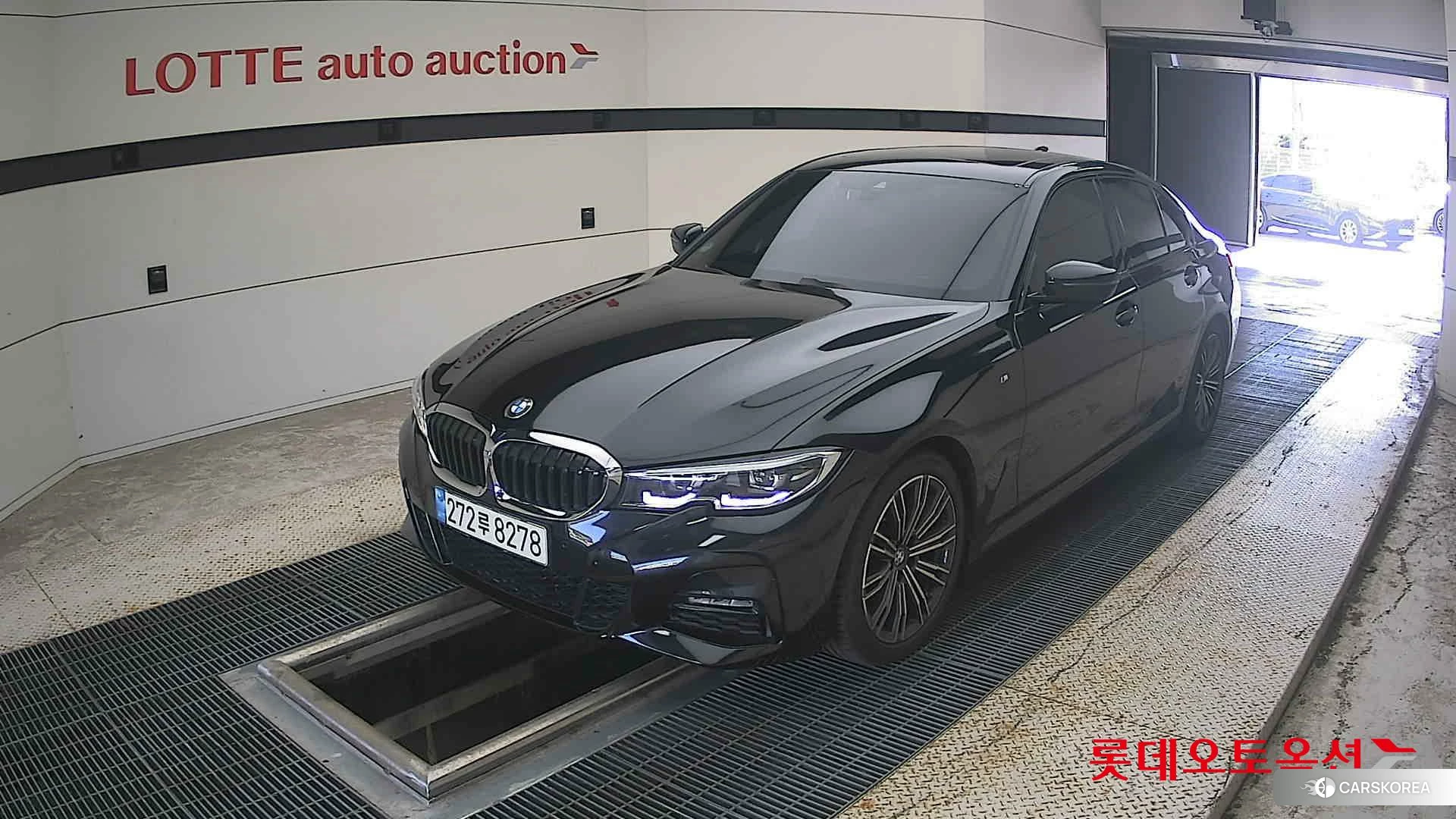 BMW  320i id 4989971 из Кореи 5