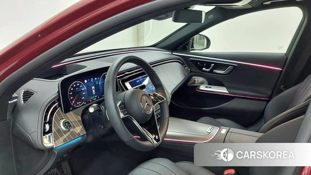 Mercedes-Benz E-Class W214 2025 Красный из Кореи, фото 5