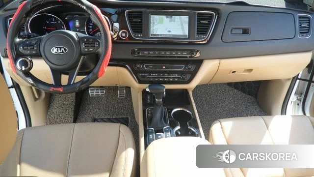Kia The New Carnival 2019 Белый из Кореи, фото 5