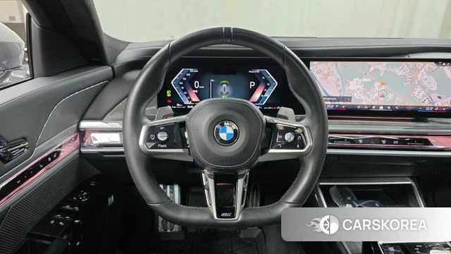 BMW 7 Series (G70) 2023 Цвет галактики из Кореи, фото 5