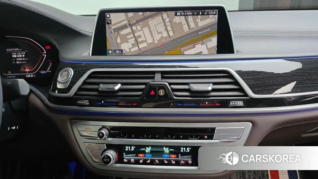 BMW 7 Series (G11) 2021 Черный из Кореи, фото 5