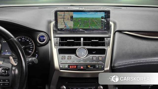 Lexus NX300h 2019 Белый из Кореи, фото 5