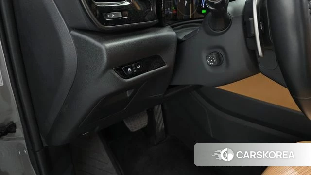 Lexus NX450h + 2nd generation 2023 Серебристо-серый из Кореи, фото 5