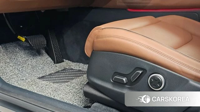 Genesis GV70 2025 Белый из Кореи, фото 5