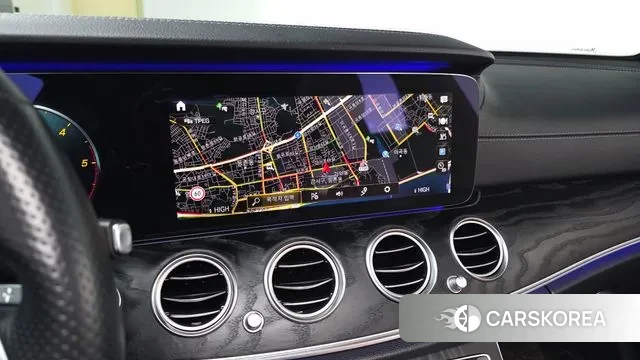 Mercedes-Benz E-Class W213 2020 Белый из Кореи, фото 5
