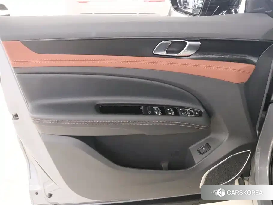Ford Equator 2025 Silver/gray из Китая, фото 5