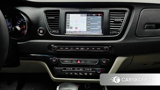 Kia The New Carnival 2020 Белый из Кореи, фото 5
